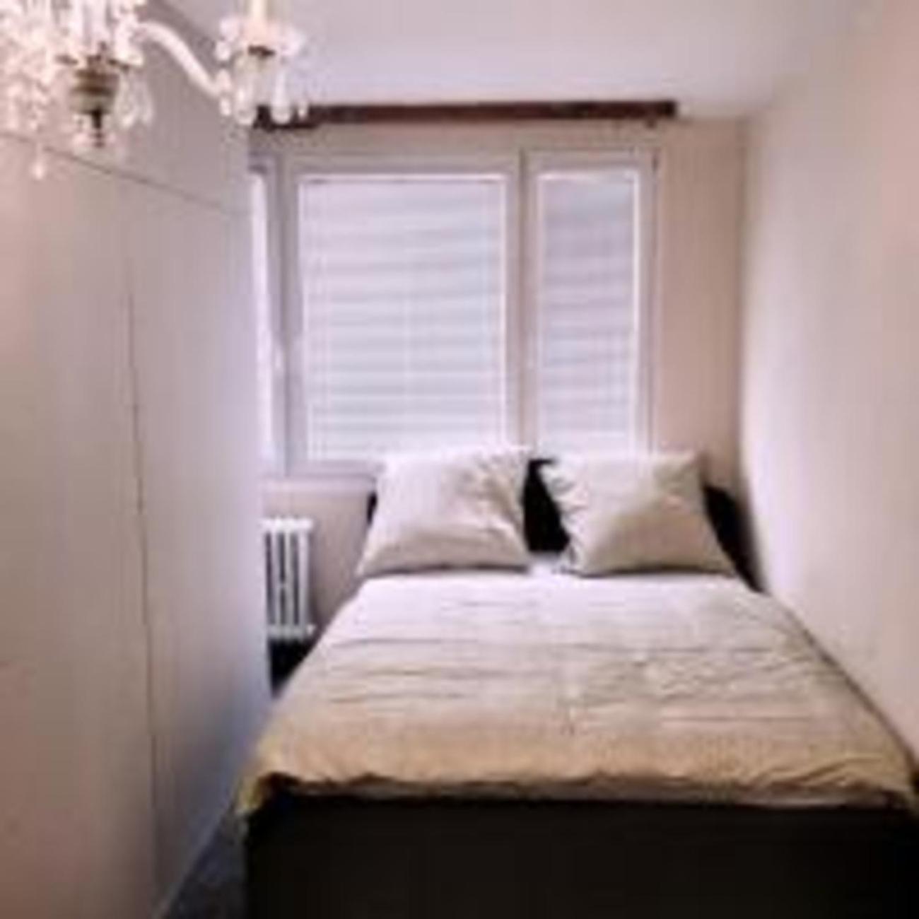 Appartement Green Park Prosek Shared 15 Mins From Center Praag